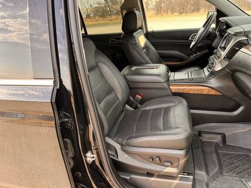 Used 2019 GMC Yukon Denali w/ Denali Ultimate Package image 26