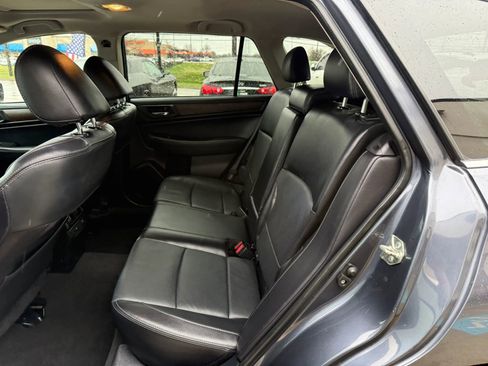 Used 2017 Subaru Outback 2.5i Limited image 22