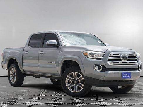 Used 2018 Toyota Tacoma Limited AWD/4WD image 1