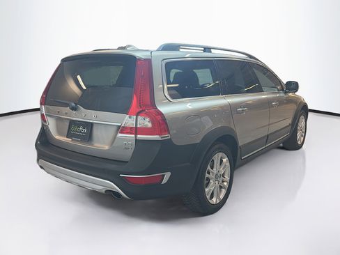 Used 2016 Volvo XC70 T5 Premier w/ Convenience Package image 9