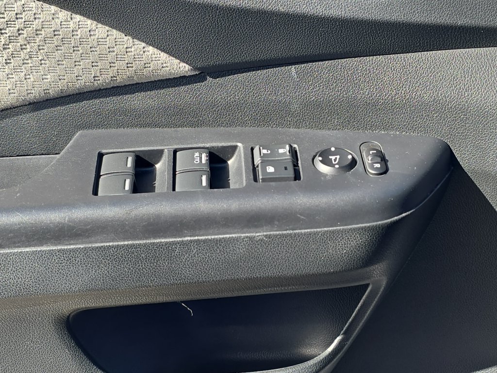 Used 2016 Honda CR-V EX image 29