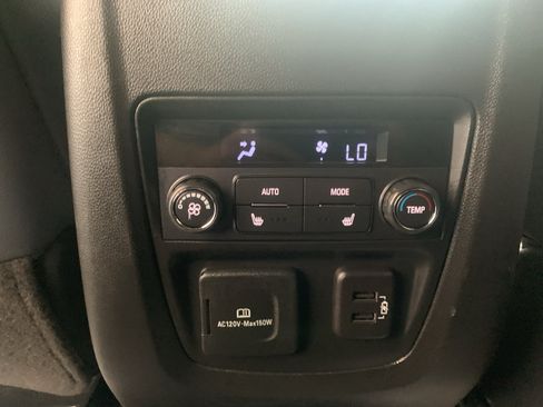 Used 2023 Buick Enclave Premium FWD image 16
