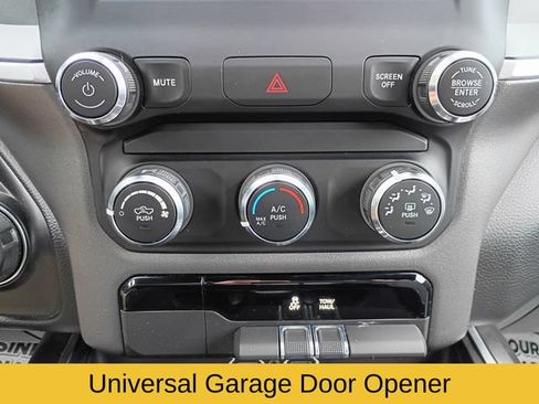 Used 2021 RAM 1500 Big Horn AWD/4WD image 18