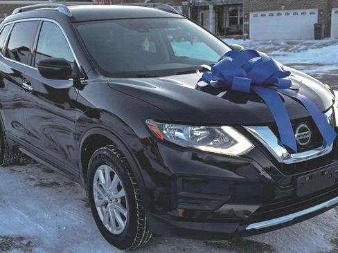 Used 2019 Nissan Rogue S w/ Special Edition Package image 7