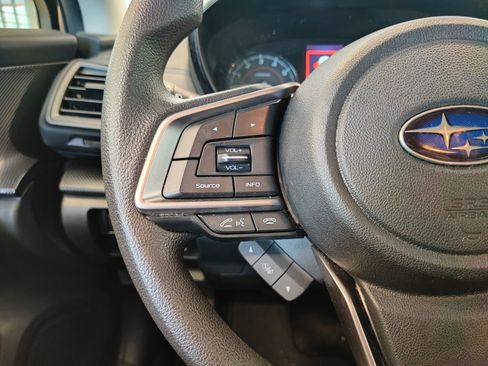 Used 2023 Subaru Crosstrek 2.0i image 18