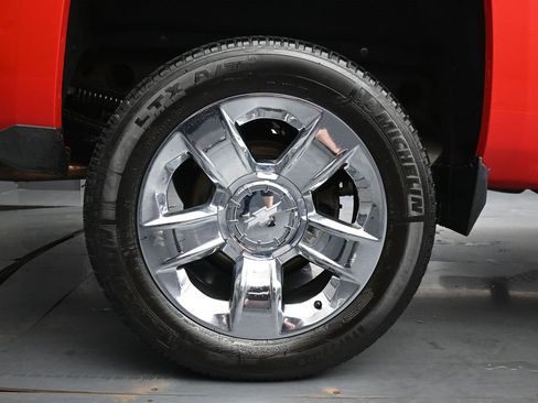 Used 2016 Chevrolet Silverado 1500 LTZ Z71 w/ LTZ Plus Package image 10