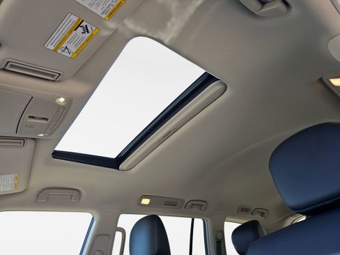 Used 2024 INFINITI QX80 Luxe image 29