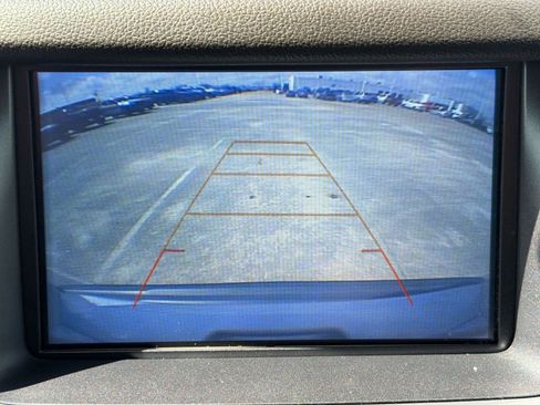 Used 2020 Chevrolet Tahoe LS w/ Enhanced Driver Alert Package image 26