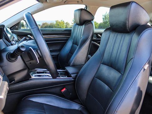 Certified 2022 Honda Accord Touring image 17