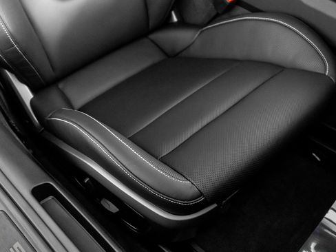 Used 2024 Porsche 911 Carrera GTS w/ Premium Package image 29