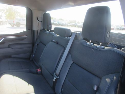 New 2026 GMC Sierra 1500 Elevation image 14