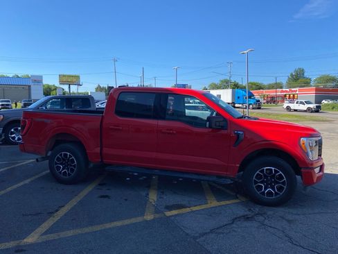 Used 2022 Ford F150 XLT w/ Equipment Group 302A High AWD/4WD image 3