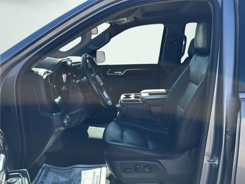 Used 2025 GMC Sierra 1500 SLT image 9