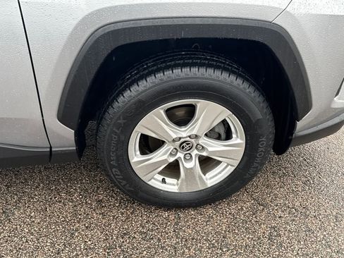 Used 2020 Toyota RAV4 LE image 40