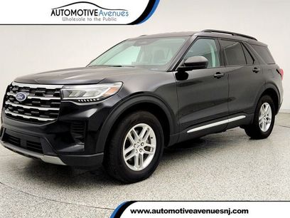 Used 2025 Ford Explorer Active
