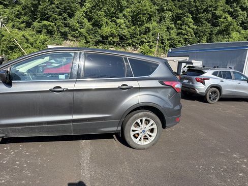 Used 2017 Ford Escape SE AWD/4WD image 6