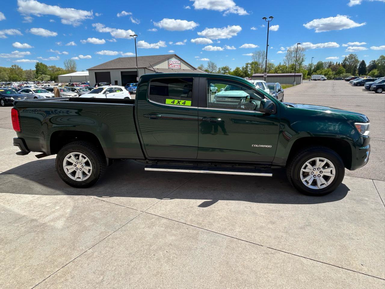 Used 2015 Chevrolet Colorado LT w/ LT Convenience Package AWD/4WD image 4