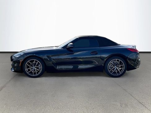 Used 2022 BMW Z4 sDrive30i w/ Driving Assistance Package RWD image 4