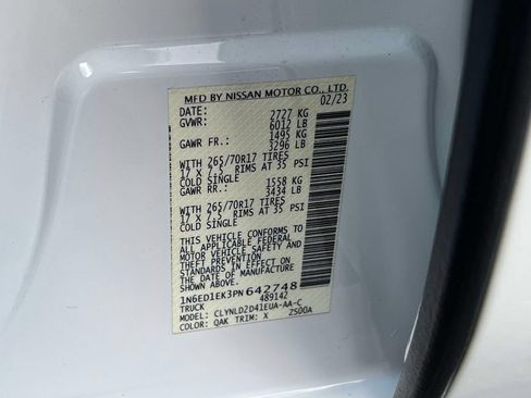 Used 2023 Nissan Frontier PRO-4X w/ Technology Package AWD/4WD image 19