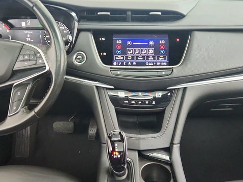 Used 2023 Cadillac XT5 Premium Luxury w/ LPO, Floor Liner Package FWD image 21