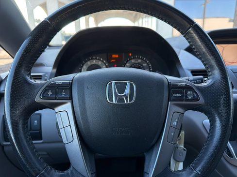 Used 2013 Honda Odyssey Touring image 22