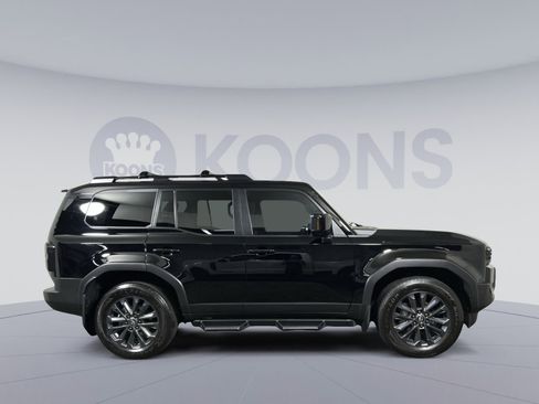 Used 2024 Toyota Land Cruiser image 8