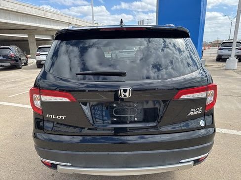 Certified 2022 Honda Pilot Elite image 3