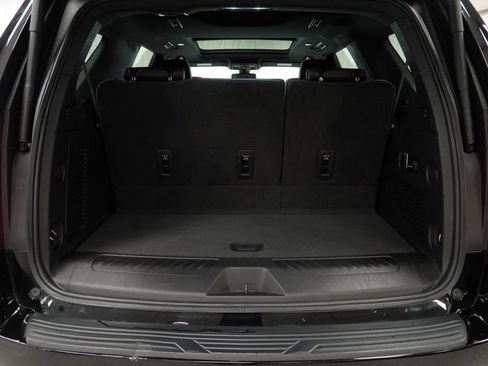 Used 2022 Chevrolet Tahoe LT w/ Luxury Package AWD/4WD image 27