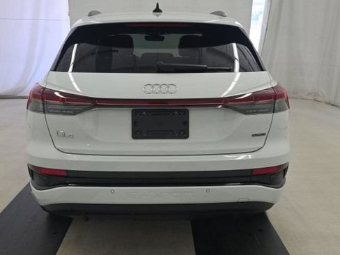 Used 2024 Audi Q4 e-tron Premium Plus w/ Premium Plus AWD/4WD image 5