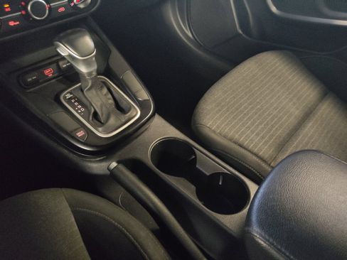 Used 2021 Kia Soul GT-Line FWD image 26