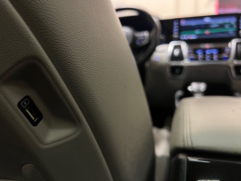 Used 2021 Kia Sorento SX FWD image 48