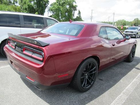 Used 2022 Dodge Challenger R/T Scat Pack w/ Dynamics Package RWD image 4