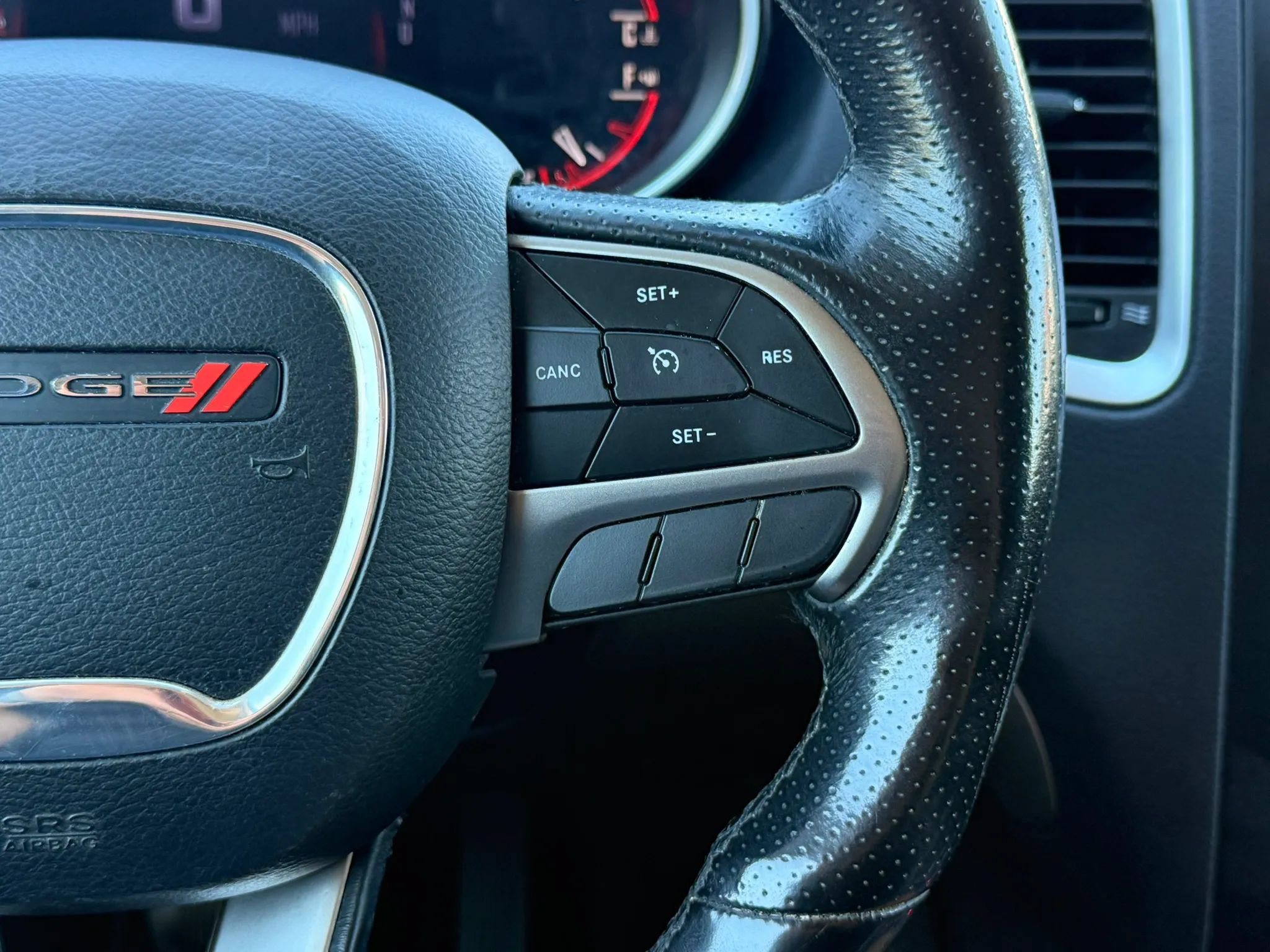 Used 2019 Dodge Durango SXT AWD/4WD image 18