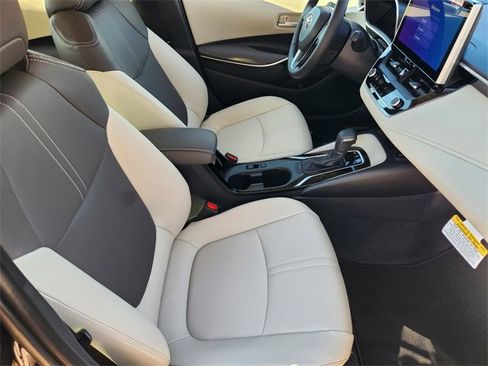 New 2026 Toyota Corolla XLE image 10