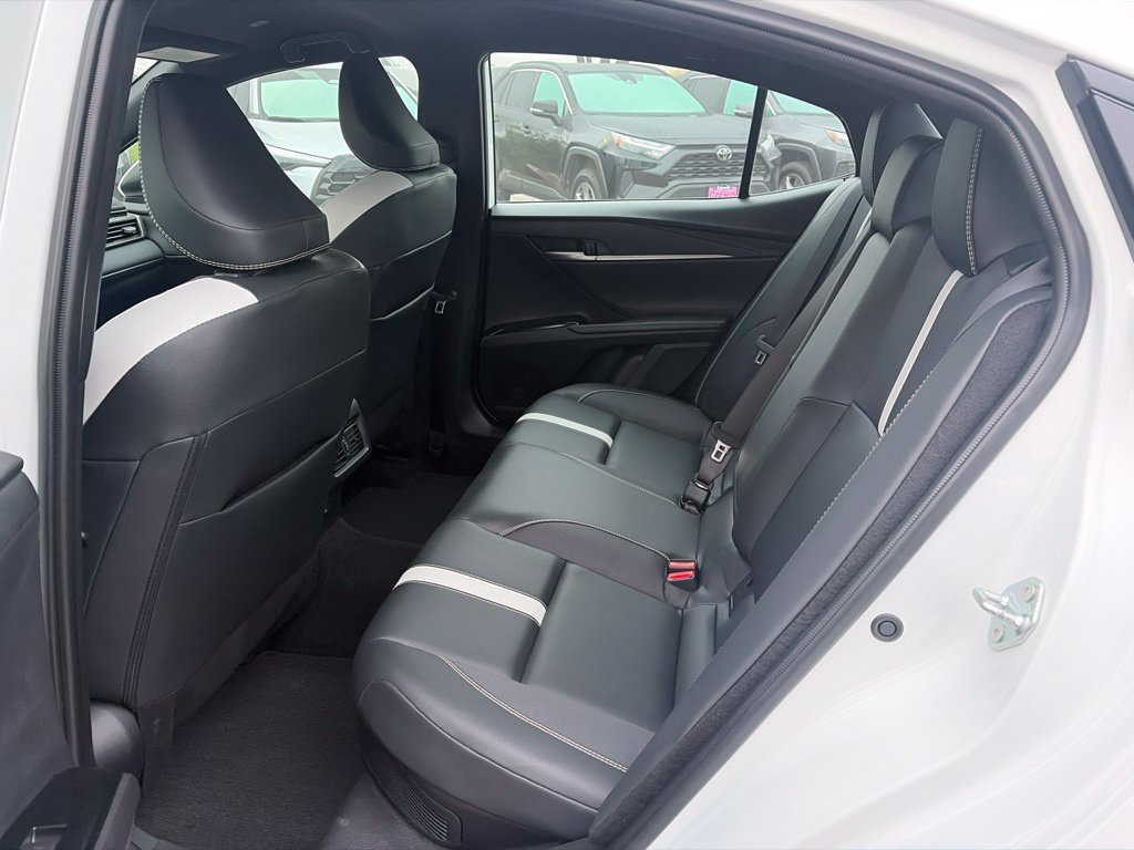 Used 2026 Toyota Camry SE w/ Convenience Package AWD/4WD image 18