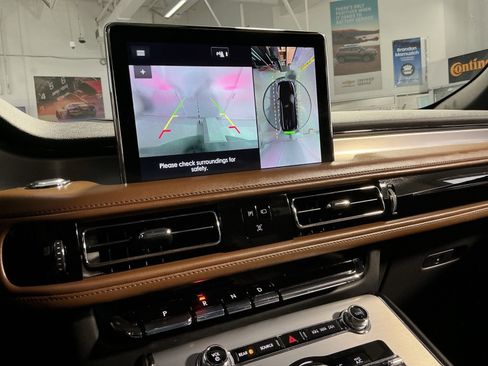 Used 2023 Lincoln Aviator Reserve w/ Elements Package Plus image 27