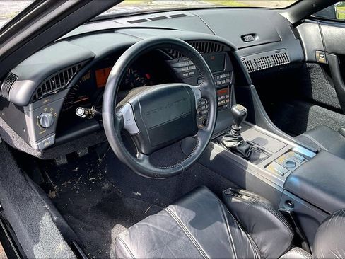 Used 1990 Chevrolet Corvette ZR-1 RWD image 3