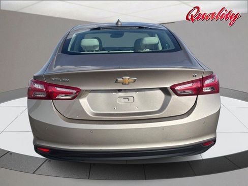 Used 2024 Chevrolet Malibu LT FWD image 4