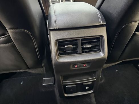 Used 2015 Ford Edge Titanium w/ Equipment Group 302A FWD image 27