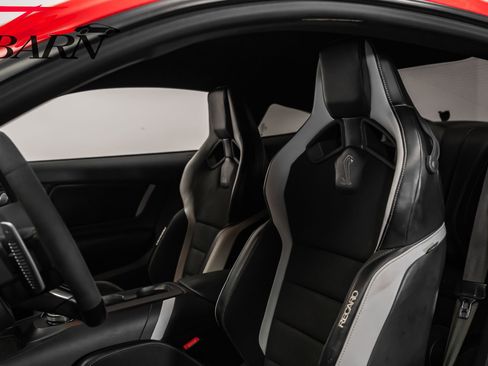 Used 2020 Ford Mustang Shelby GT500 w/ Technology Package image 22