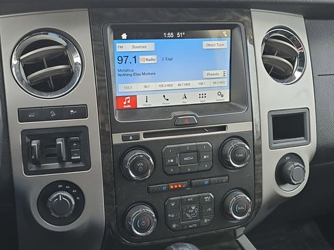 Used 2017 Ford Expedition EL Limited image 17