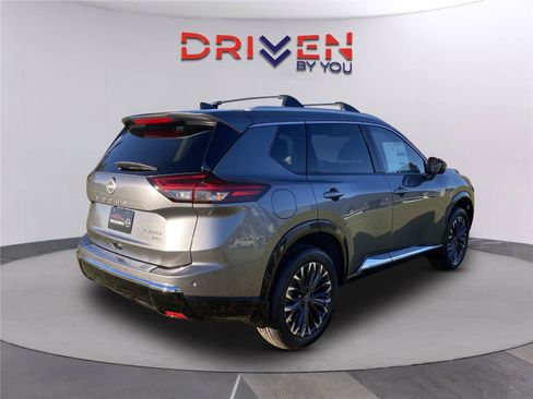 New 2026 Nissan Rogue Platinum w/ Platinum Premium Package AWD/4WD image 5