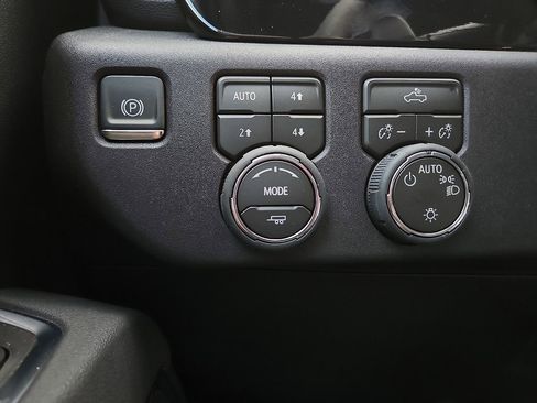 New 2026 Chevrolet Silverado 1500 LT image 16