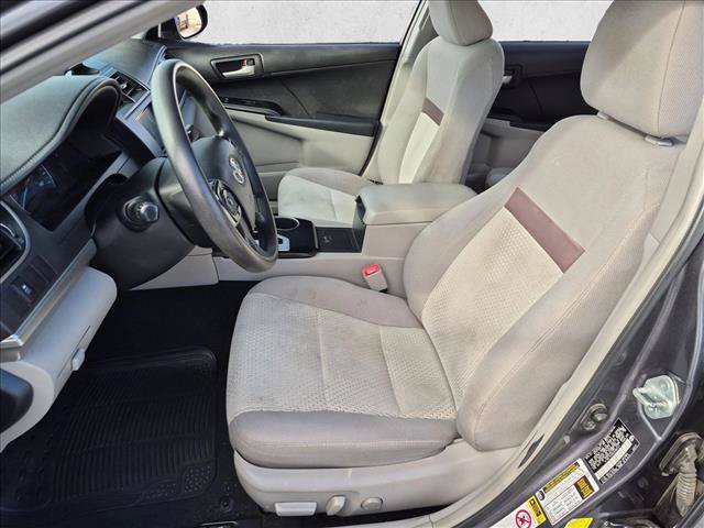 Used 2012 Toyota Camry LE FWD image 13