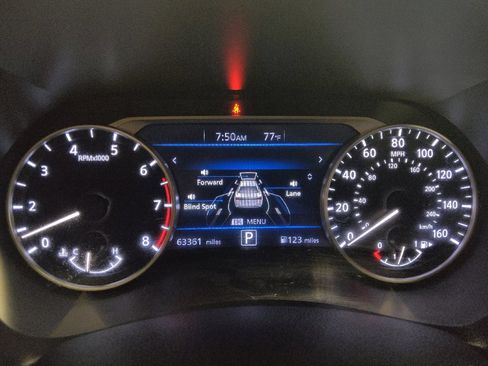 Used 2021 Nissan Sentra SV FWD image 23