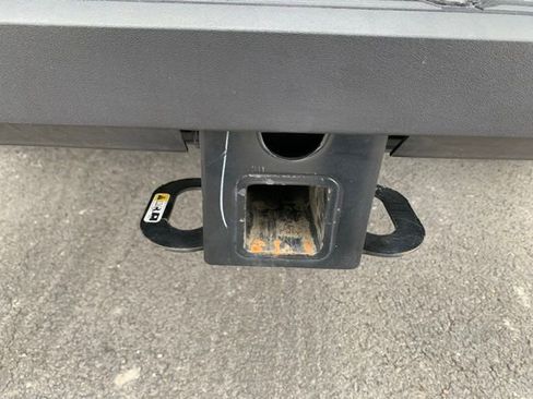 Used 2025 Toyota Tacoma SR5 image 6