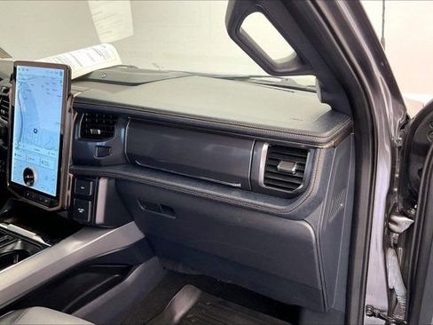 Used 2022 Ford F150 Lightning Lariat w/ Tow Technology Package AWD/4WD image 15