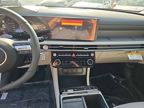 New 2026 Hyundai Tucson Limited image 21