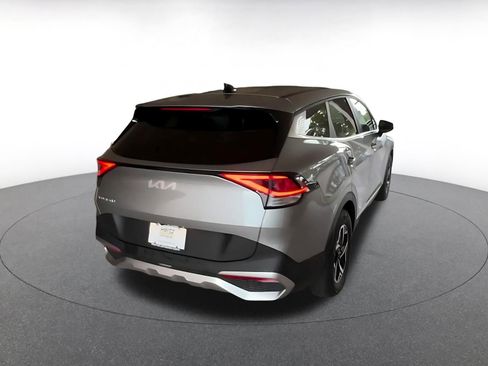 Used 2025 Kia Sportage LX image 14