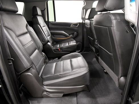 Used 2020 GMC Yukon XL Denali w/ Open Road Package AWD/4WD image 18